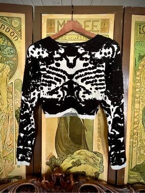 Lucy Paris Black & White Abstract Inkblot Graphic Cropped Knit Sweater NWT
